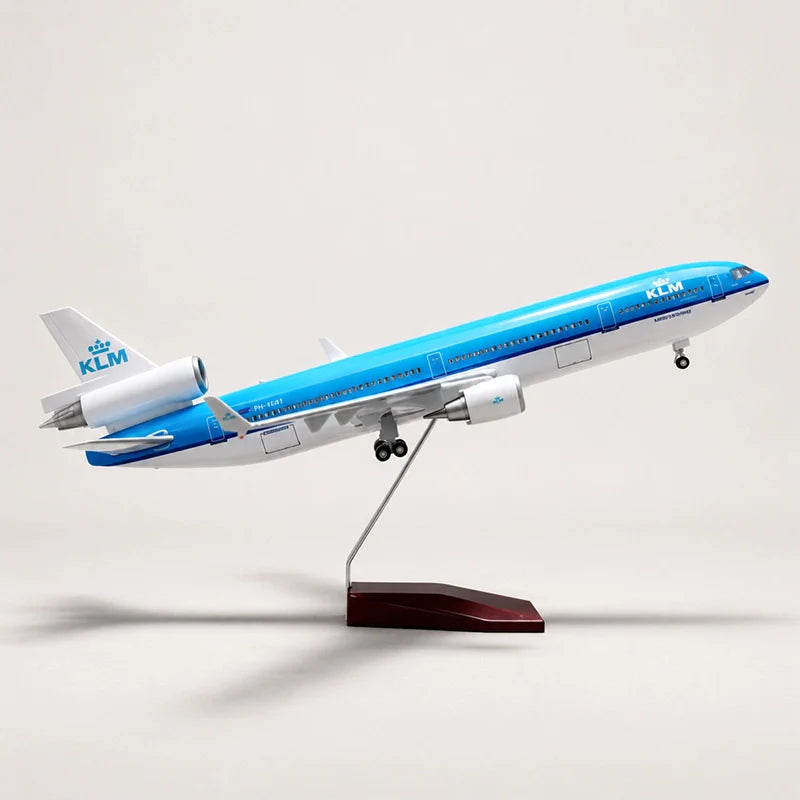 KLM Royal Dutch Airlines McDonnell Douglas MD-11 1:130 Scale Model