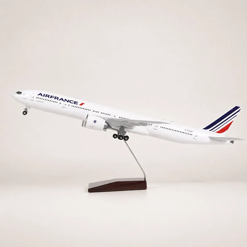 Air France Boeing 777-300ER 1:157 Scale Model