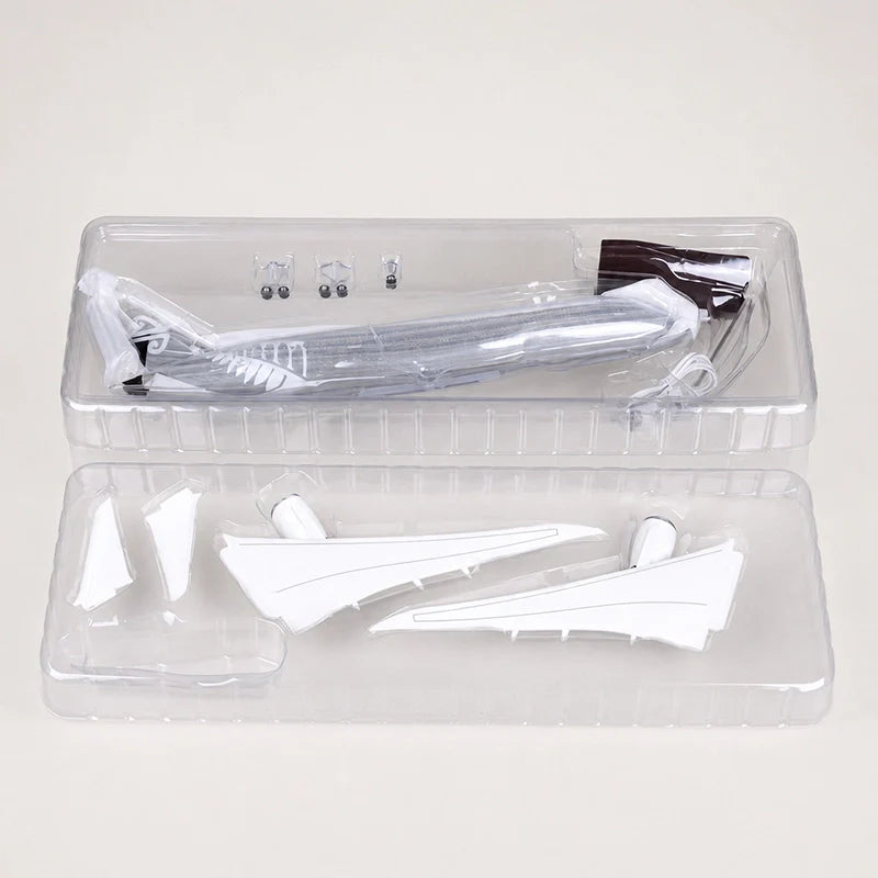 Air New Zealand Boeing 787 1:130 Scale Model