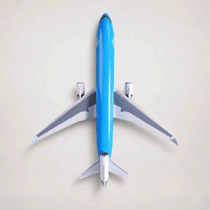 KLM Royal Dutch Airlines McDonnell Douglas MD-11 1:130 Scale Model