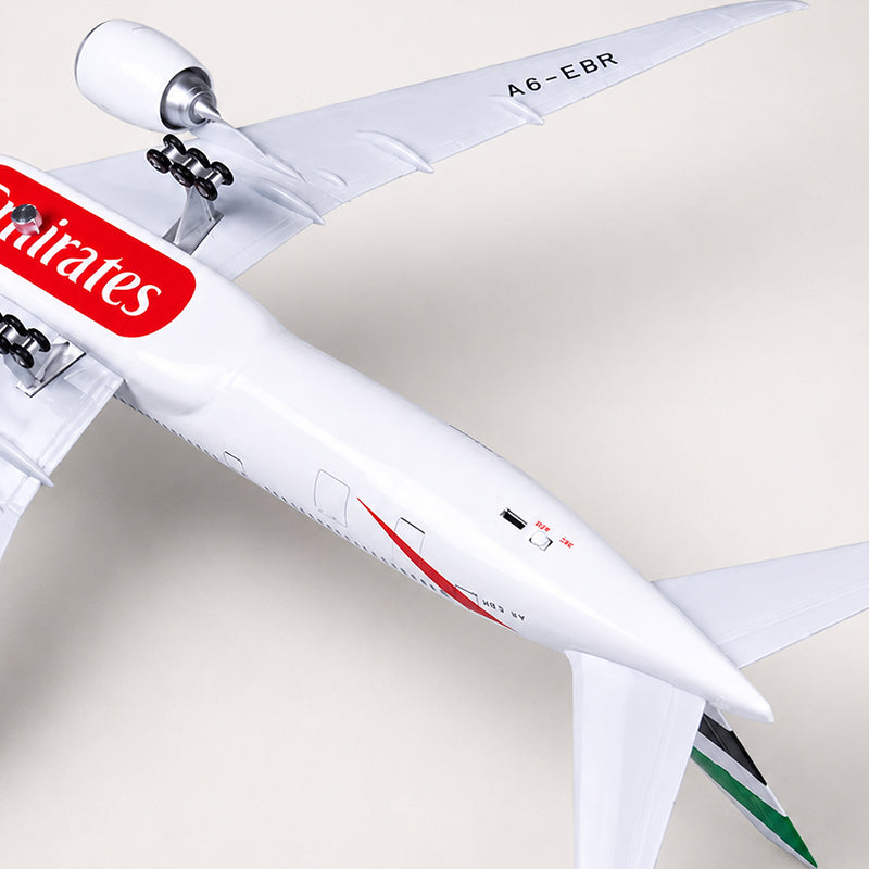Emirates Boeing 777-300ER 1:157 Scale Model