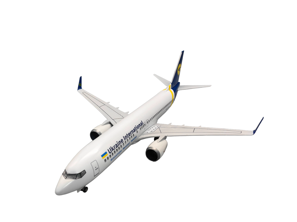 XL Ukraine International Boeing 737