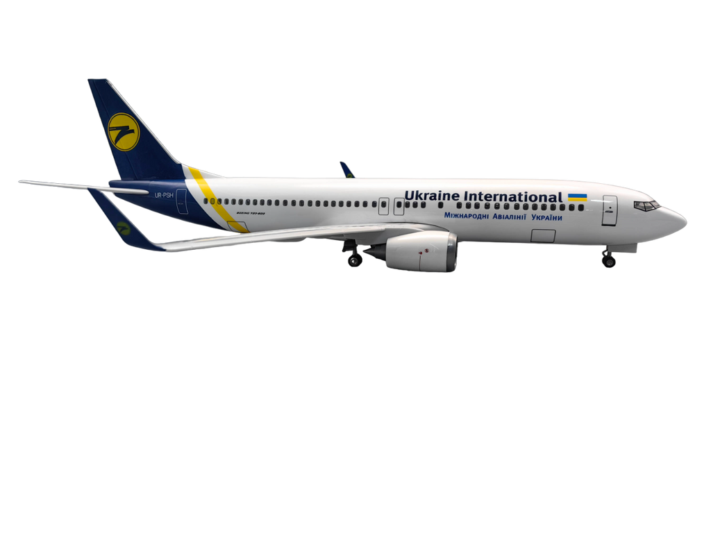 XL Ukraine International Boeing 737