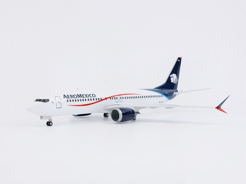 XL Aeromexico Boeing 737 MAX
