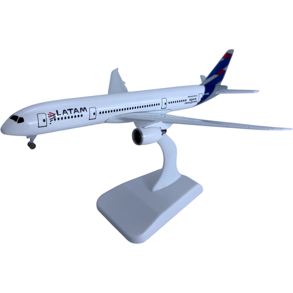 LATAM Boeing 787