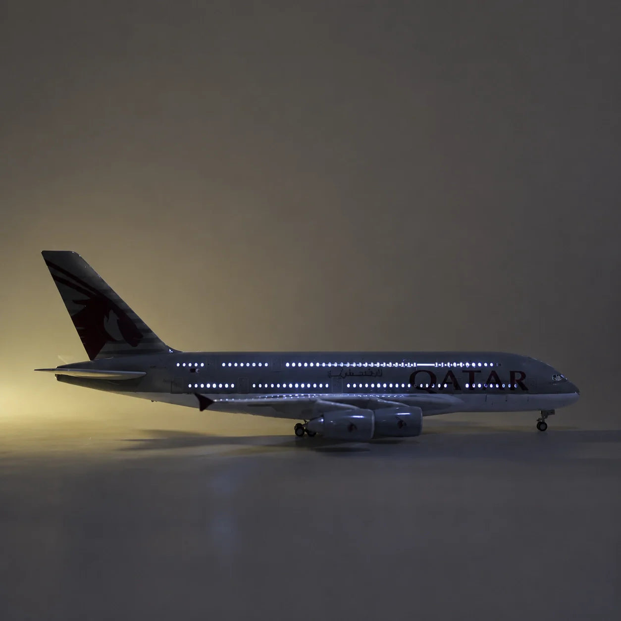 Qatar Airways Airbus A380 1:160 Scale Model