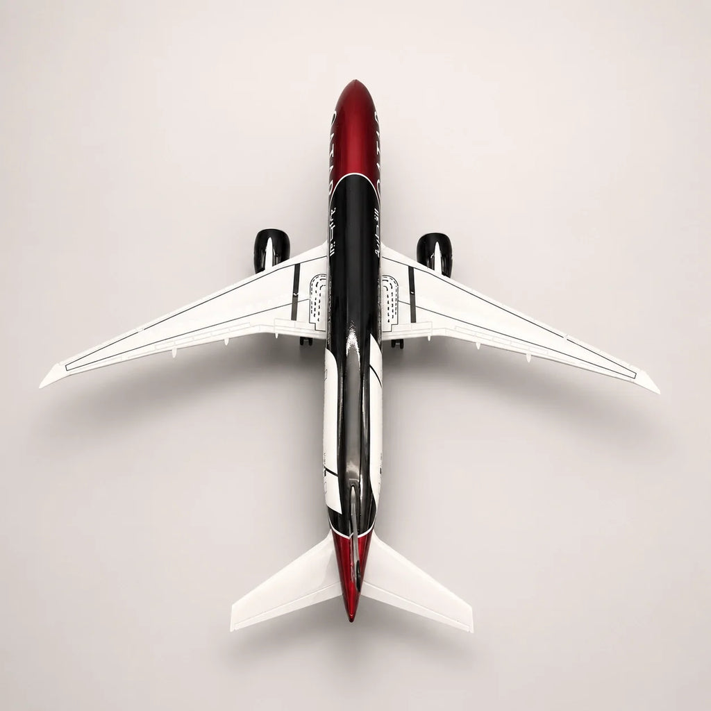 Qatar Airways Boeing 777 1:135 Scale Model